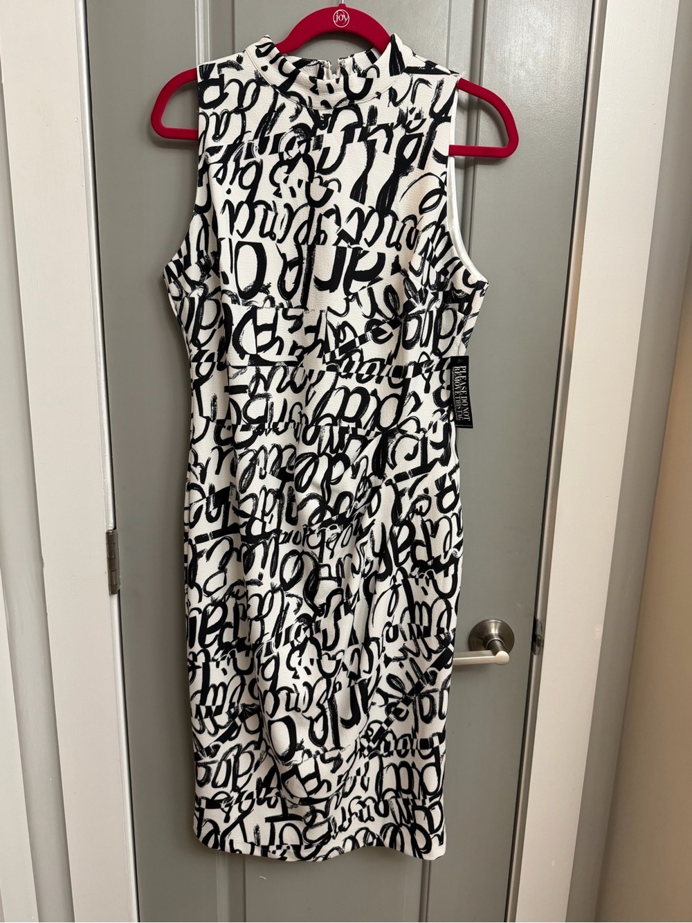 New York & Company Black & White Graffiti Print Sheath Dress Size Medium - Picture 5 of 8